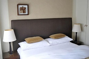 Tayka Hotel