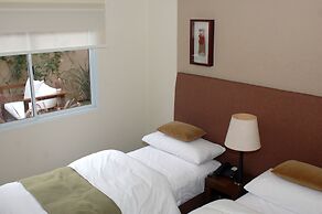 Tayka Hotel