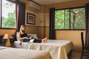 Manglar Lodge