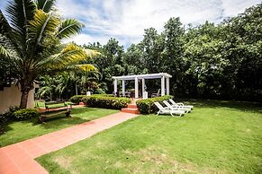 Manglar Lodge