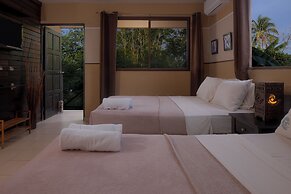 Manglar Lodge