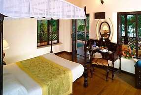 KTDC Lake Palace Thekkady
