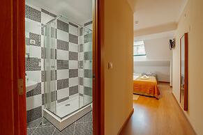 DownTown Guest House