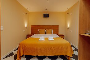 DownTown Guest House