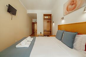 DownTown Guest House