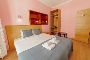 DownTown Guest House