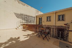 DownTown Guest House