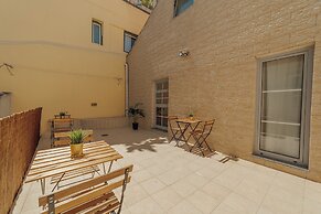DownTown Guest House