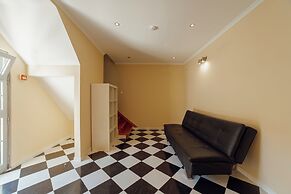 DownTown Guest House