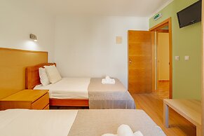 DownTown Guest House