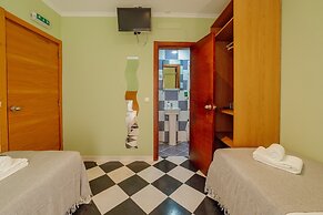 DownTown Guest House