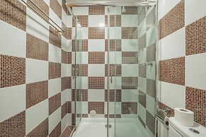 DownTown Guest House
