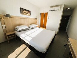 Hotel les Névons