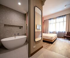 Miami Hotel