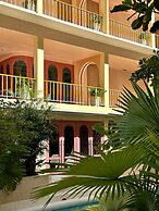 Miami Hotel