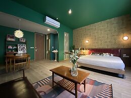 Miami Hotel