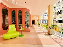Miami Hotel