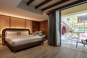 Miami Hotel