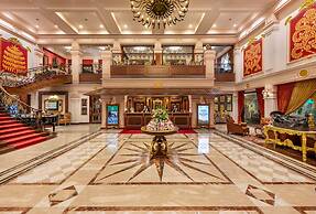 Mayfair Lagoon