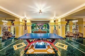 Mayfair Lagoon