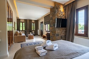 12 Months Luxury Resort