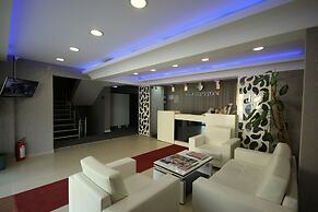 Blue Marine Hotel