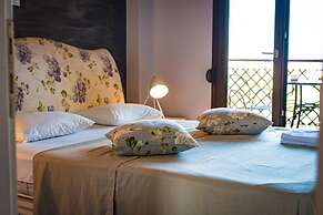 Stamos Hotel