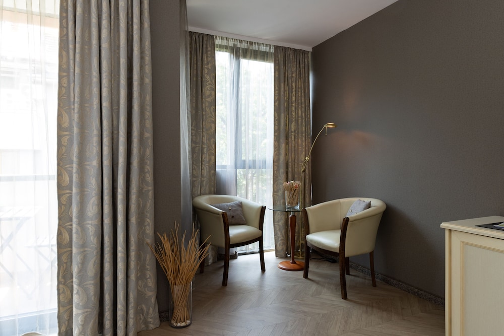 St George Hotel