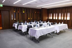 Hues Boutique Hotel
