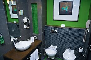 Hues Boutique Hotel