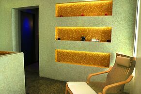 Hues Boutique Hotel