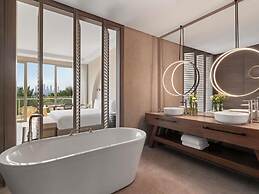 Rixos The Palm Hotel & Suites