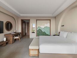 Rixos The Palm Hotel & Suites