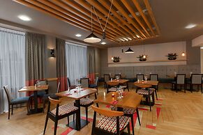 Ramada Encore by Wyndham Newcastle-Gateshead