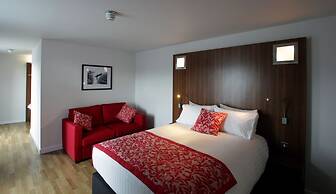 Ramada Encore by Wyndham Newcastle-Gateshead