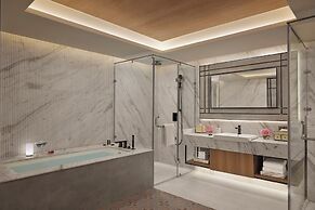 Vivanta Thane LBS Road