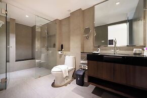 S33 Compact Hotel