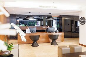 S33 Compact Hotel