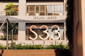 S33 Compact Hotel