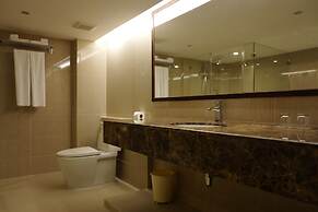 S33 Compact Hotel
