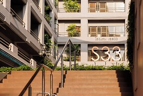 S33 Compact Hotel