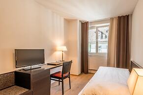 Hotel Alpina