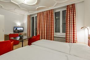Hotel Alpina
