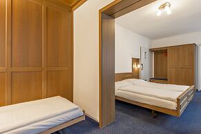 Hotel Alpina