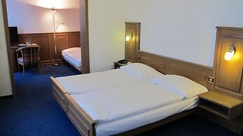 Hotel Alpina