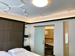 Hotel Alpina