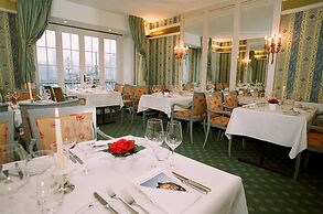 Hotel Alpina
