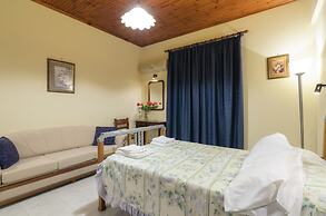 Artemis Room