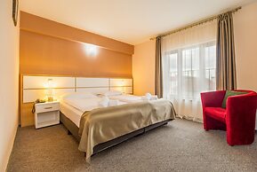 Long Street Hotel