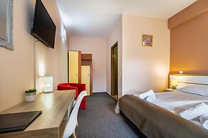 Long Street Hotel